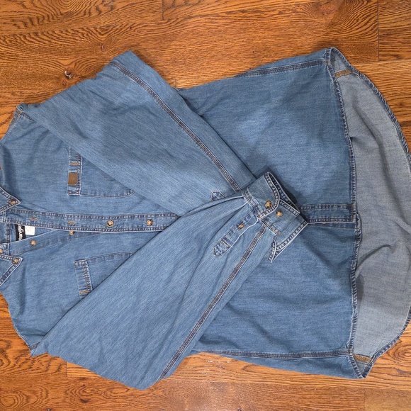 Wrangler® RIGGS Workwear® Denim Long-Sleeve Work Shirt - Picture 4 of 8